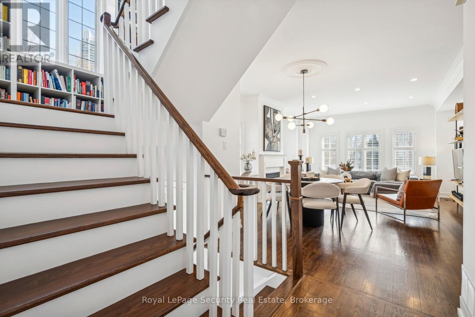 2 Bluewater Court, Toronto, Ontario  M8V 4A8 - Photo 27 - W12801864