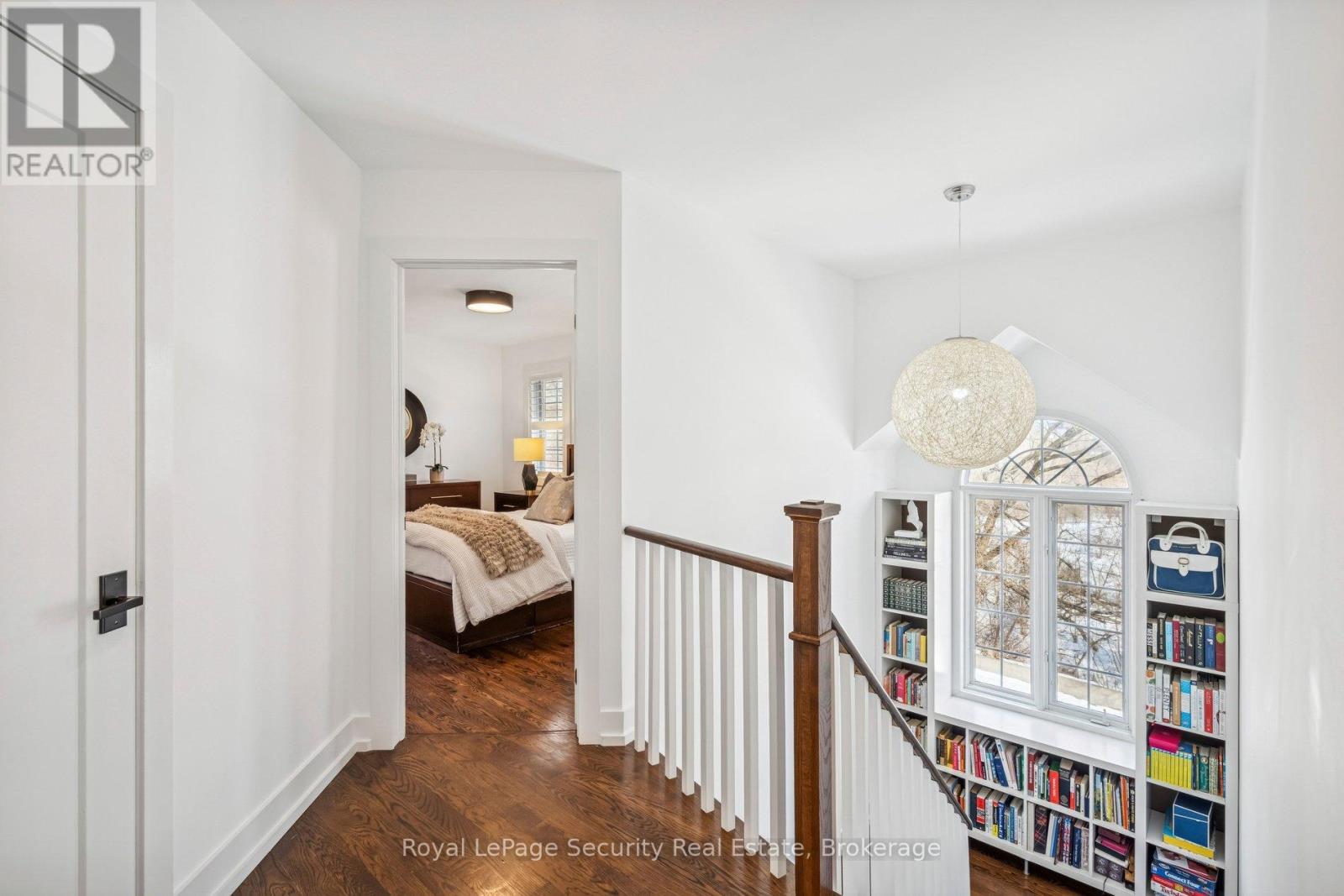 2 Bluewater Court, Toronto, Ontario  M8V 4A8 - Photo 29 - W12801864