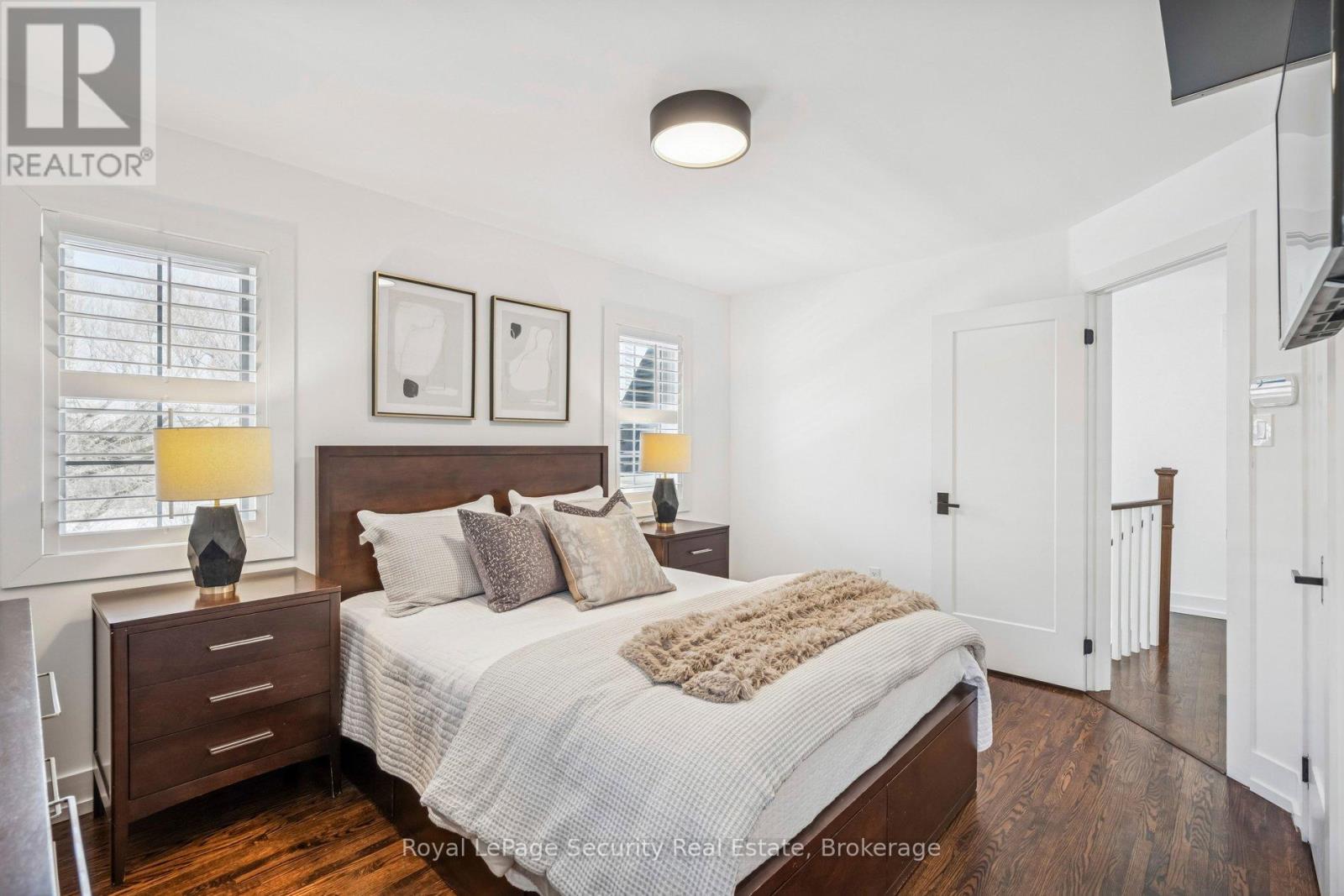 2 Bluewater Court, Toronto, Ontario  M8V 4A8 - Photo 32 - W12801864