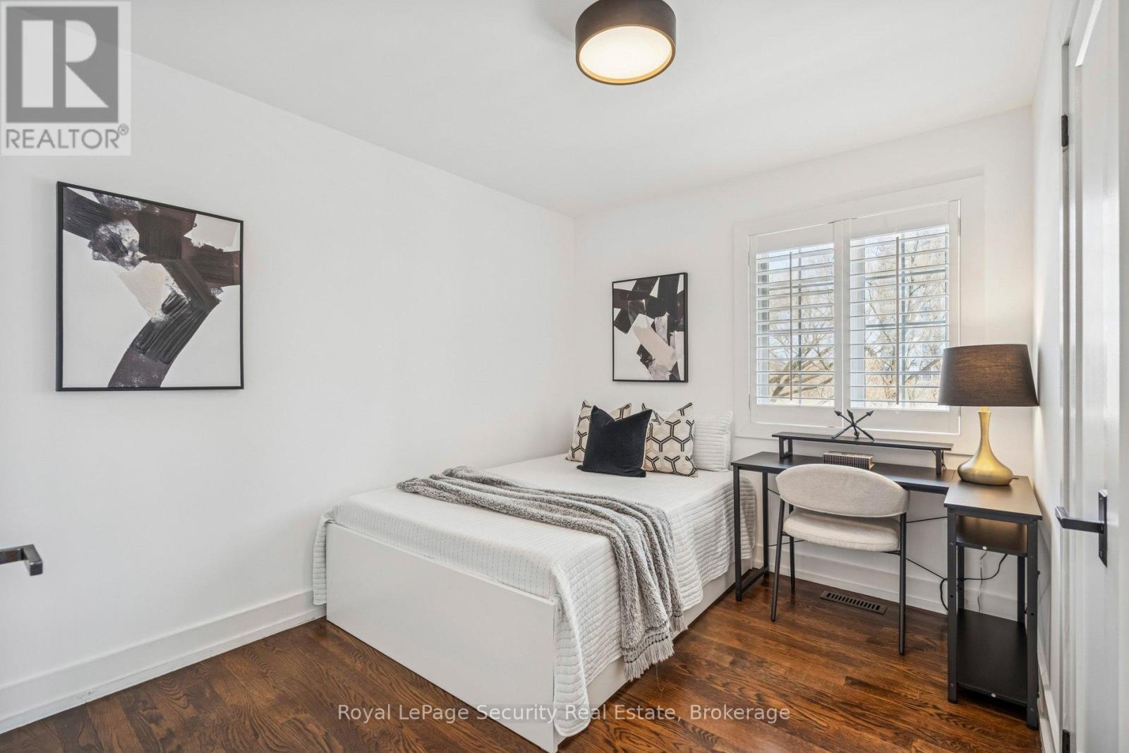 2 Bluewater Court, Toronto, Ontario  M8V 4A8 - Photo 38 - W12801864