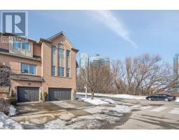 2 BLUEWATER COURT, Toronto, Ontario