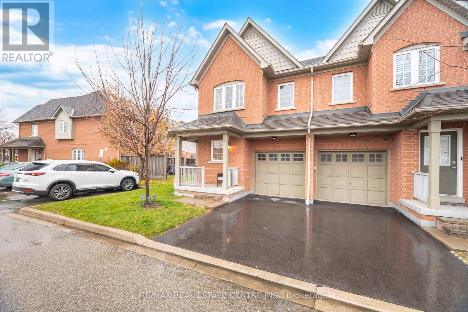 112 - 3150 Erin Centre Boulevard, Mississauga, Ontario  L5M 7Z3 - Photo 3 - W12801912