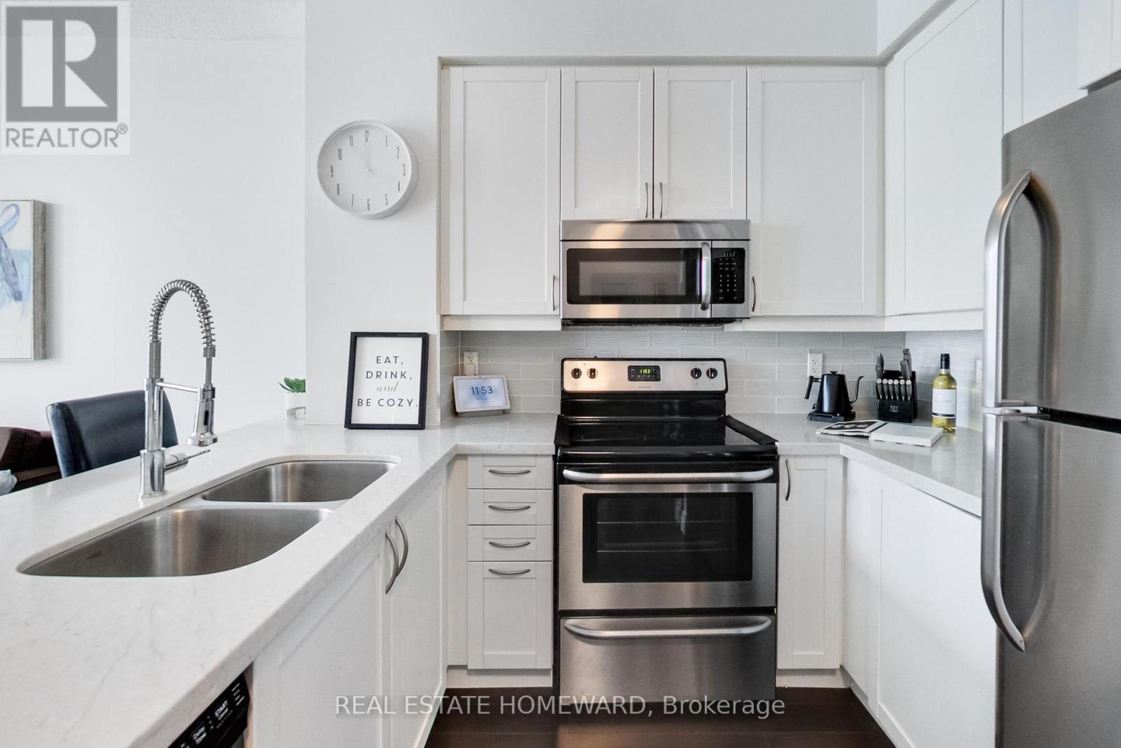 1910 - 3939 Duke Of York Boulevard, Mississauga, Ontario  L5B 4N2 - Photo 12 - W12801926