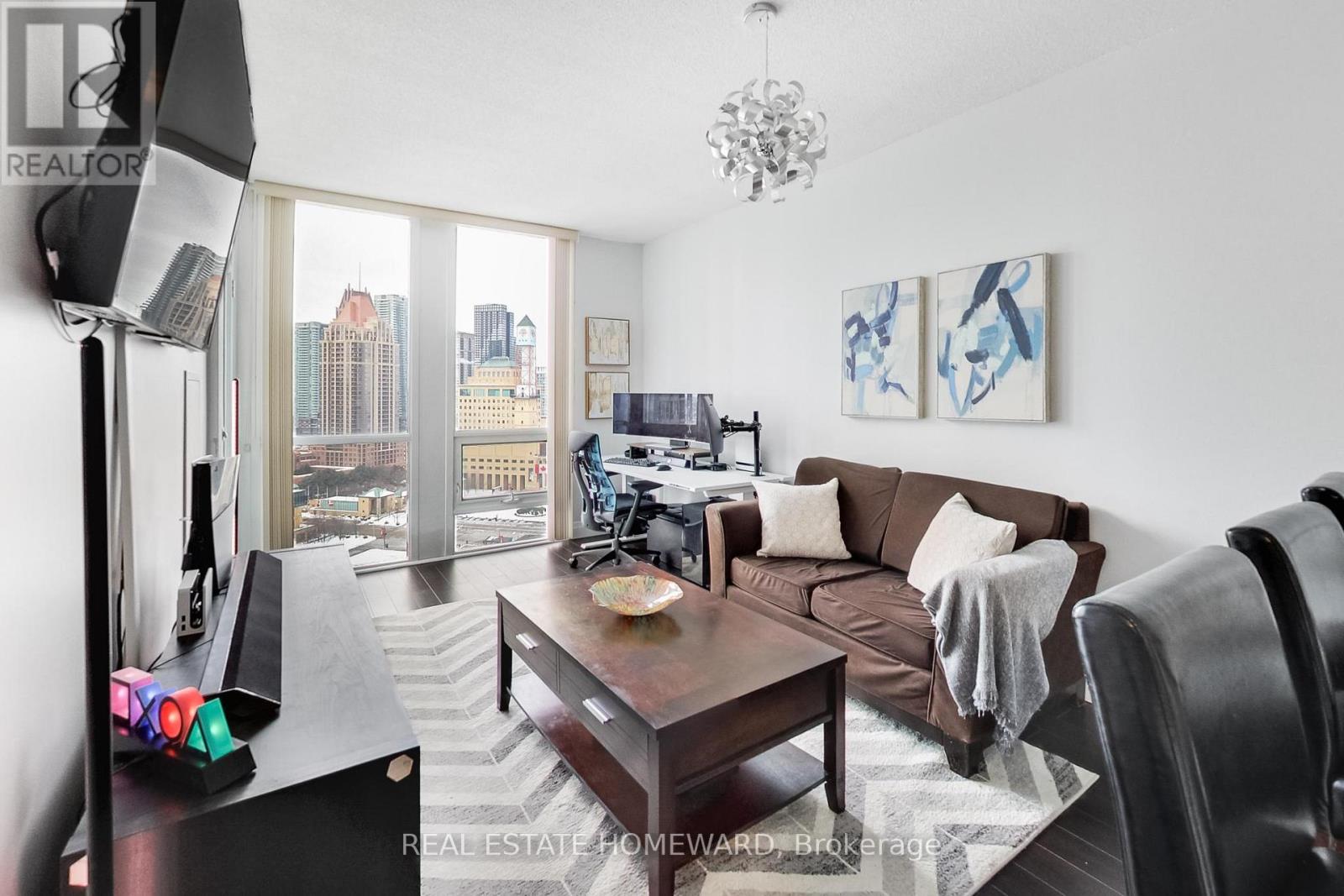 1910 - 3939 Duke Of York Boulevard, Mississauga, Ontario  L5B 4N2 - Photo 17 - W12801926