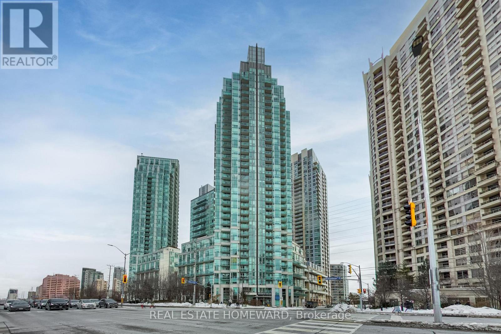 1910 - 3939 Duke Of York Boulevard, Mississauga, Ontario  L5B 4N2 - Photo 2 - W12801926