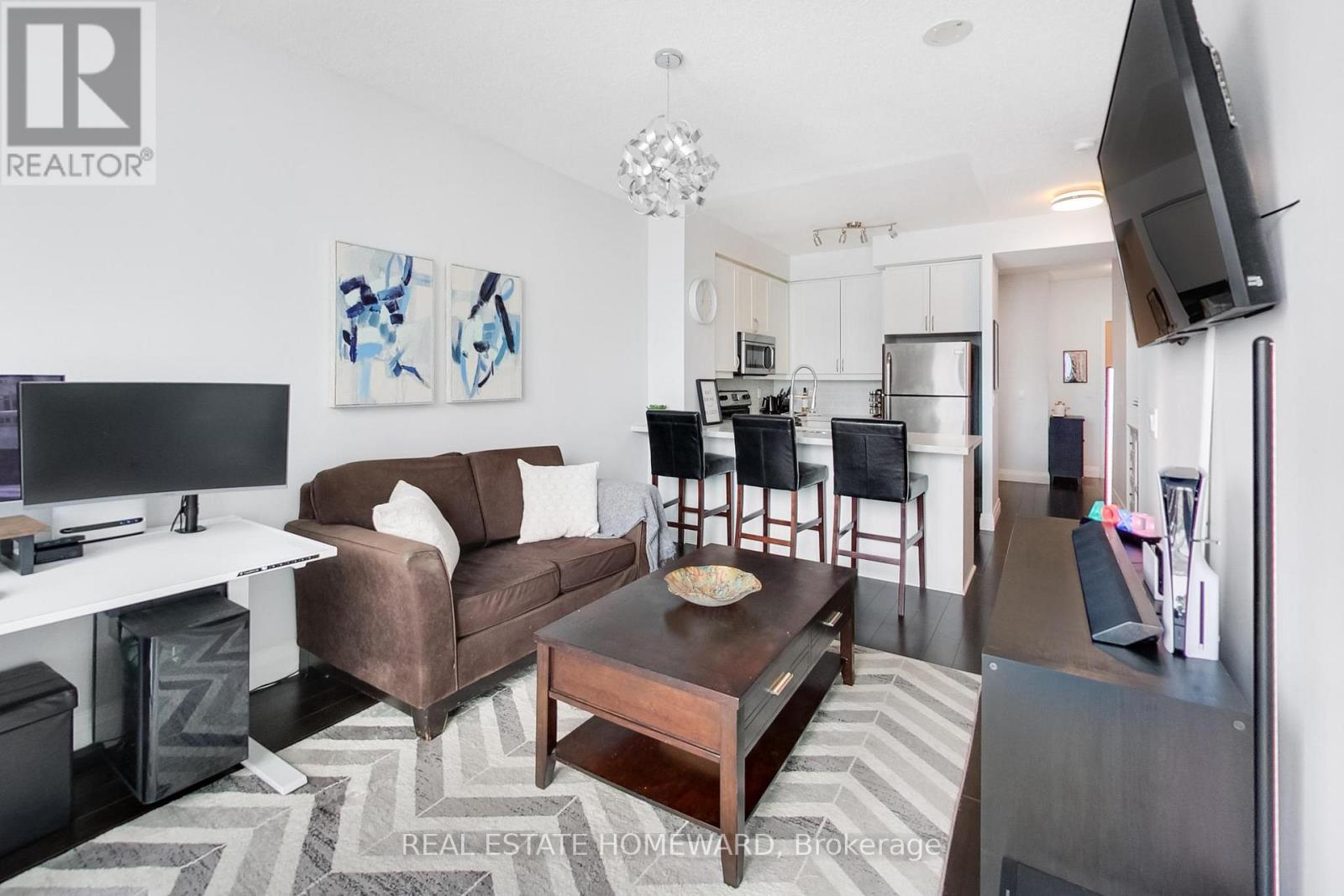 1910 - 3939 Duke Of York Boulevard, Mississauga, Ontario  L5B 4N2 - Photo 21 - W12801926