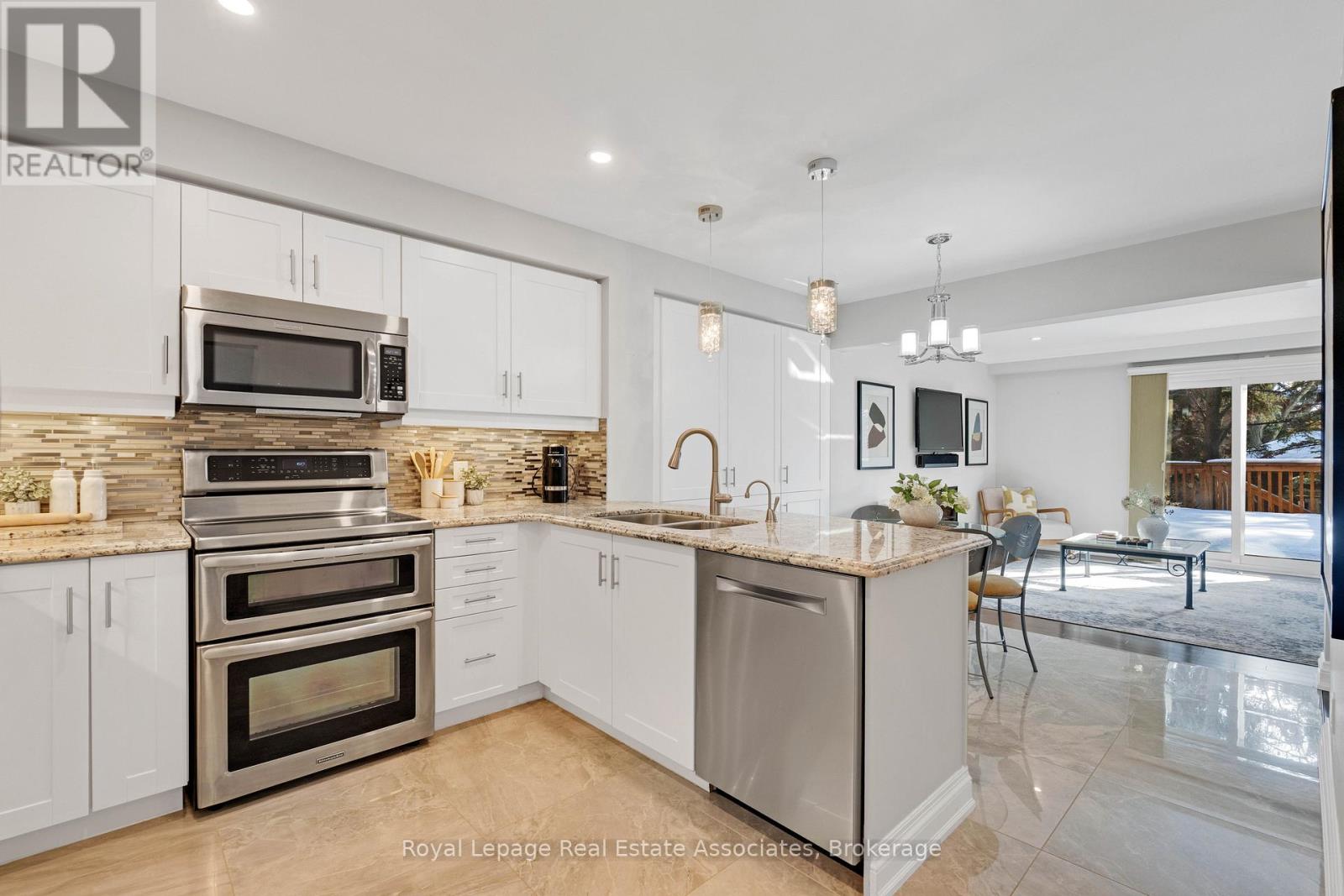 14 - 1905 Broad Hollow Gate, Mississauga, Ontario  L5L 5X2 - Photo 6 - W12801964