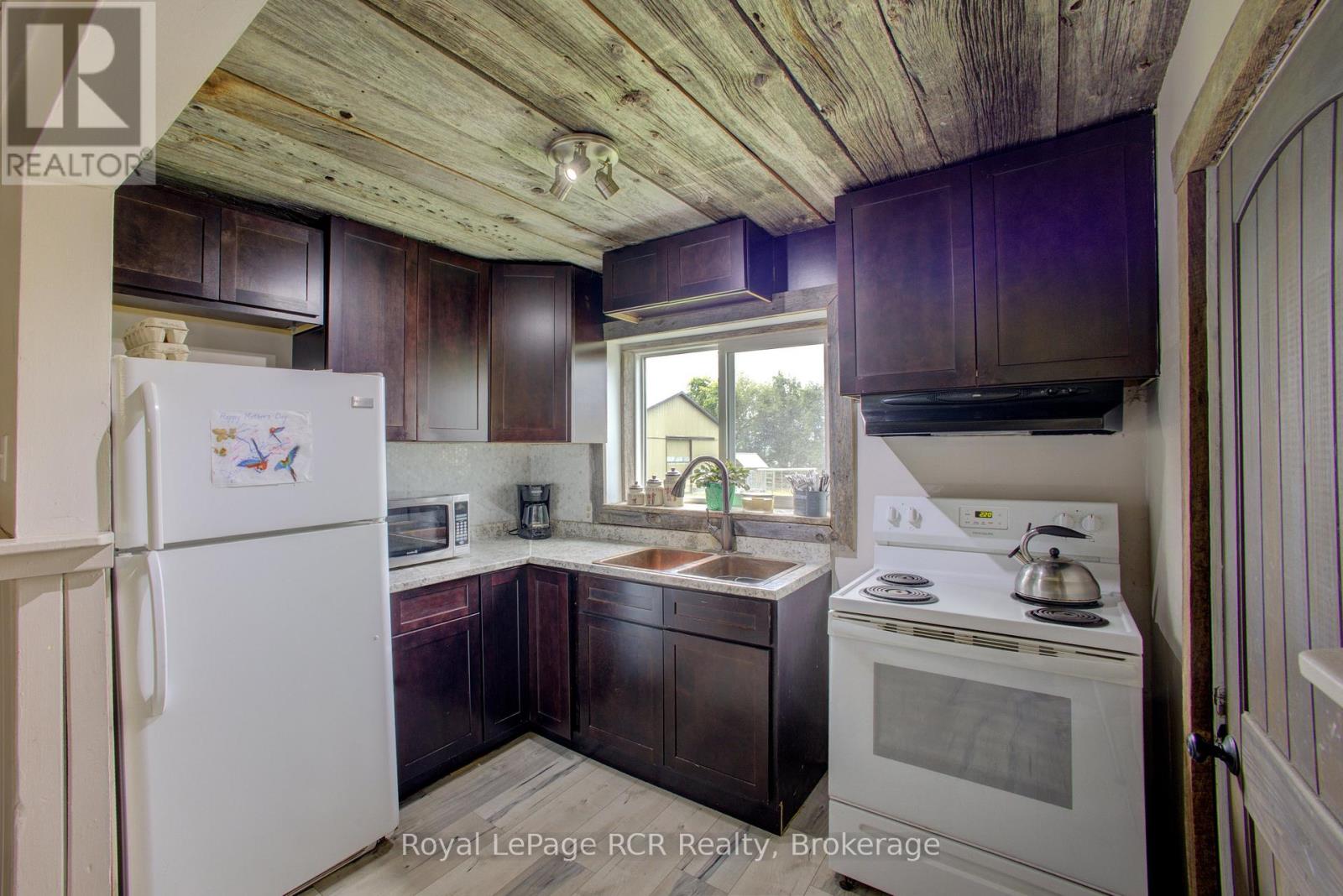 213526 Baseline Road, West Grey, Ontario  N4N 3B8 - Photo 9 - X12801860