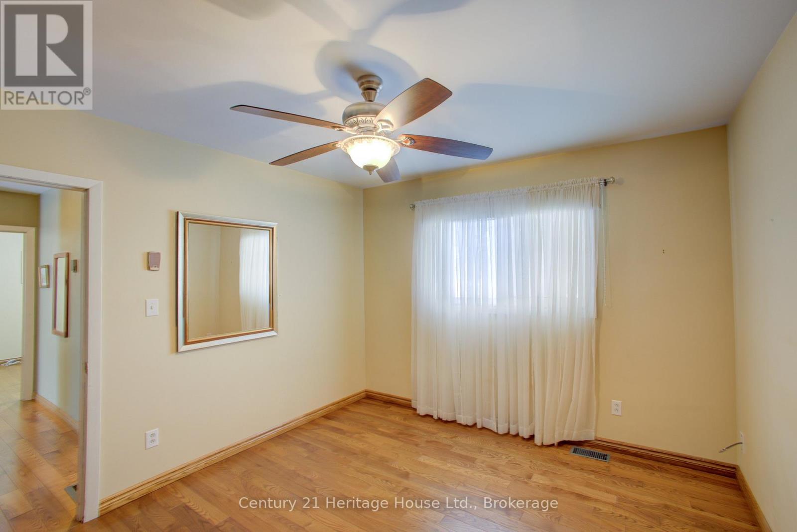 260 13th Avenue, Hanover, Ontario  N4N 2V8 - Photo 20 - X12802072