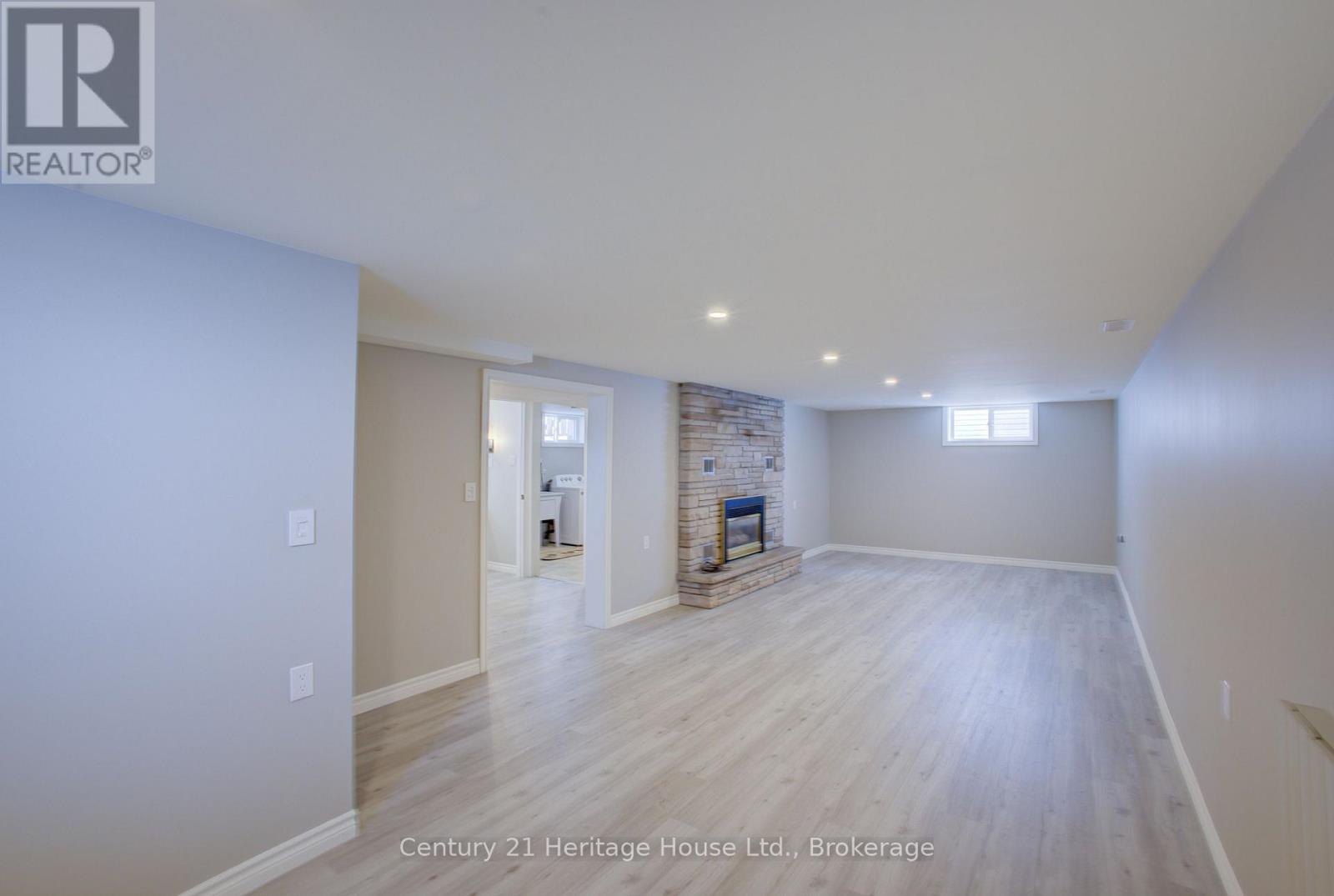 260 13th Avenue, Hanover, Ontario  N4N 2V8 - Photo 23 - X12802072