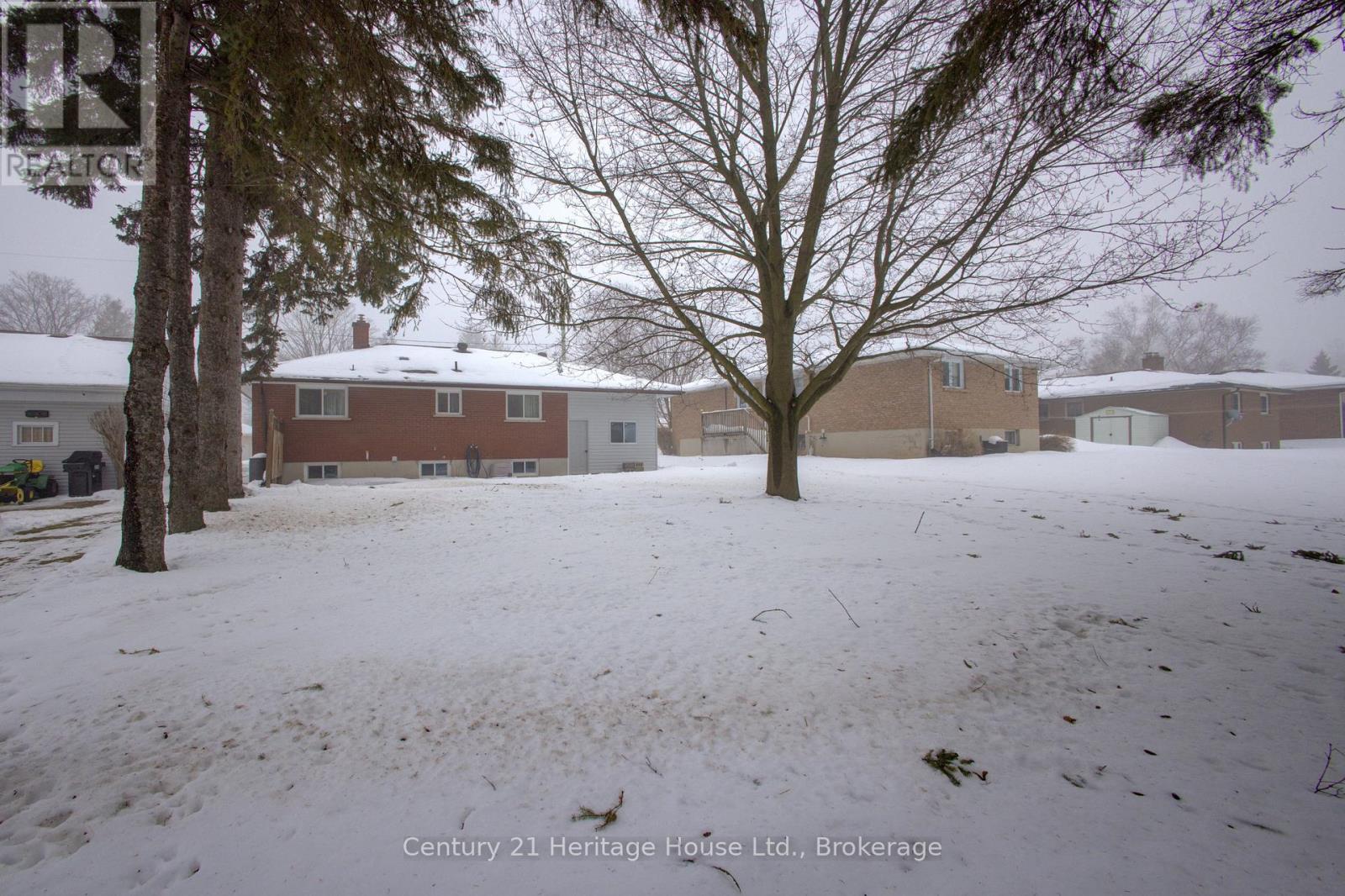 260 13th Avenue, Hanover, Ontario  N4N 2V8 - Photo 33 - X12802072
