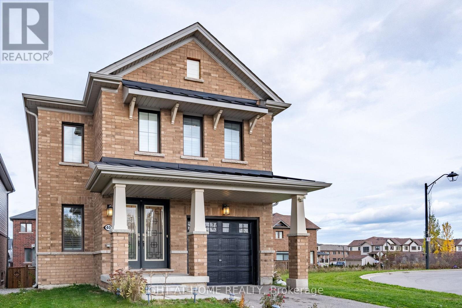 40 Hedges Crescent, Hamilton, Ontario  L8J 0K8 - Photo 5 - X12588494