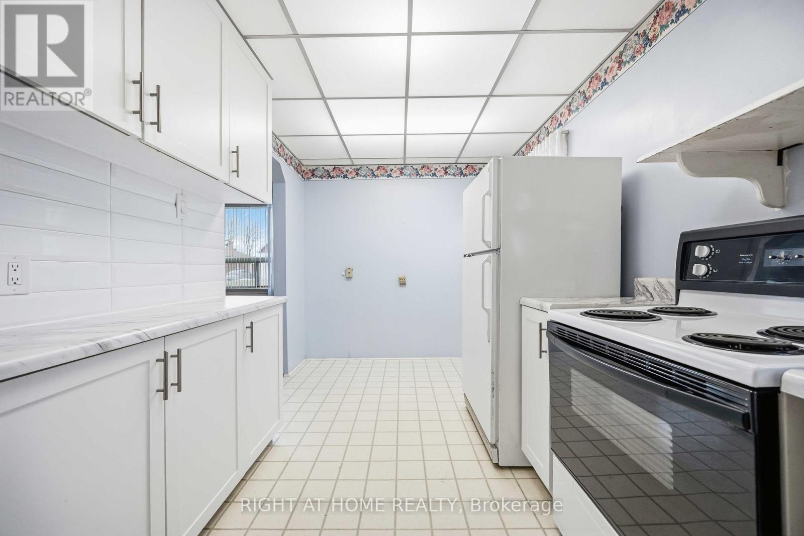 9 Bergen Road, Toronto, Ontario  M1P 1R8 - Photo 15 - E12801984