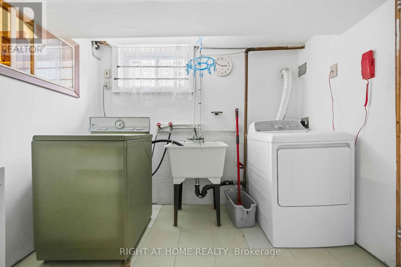 9 Bergen Road, Toronto, Ontario  M1P 1R8 - Photo 25 - E12801984