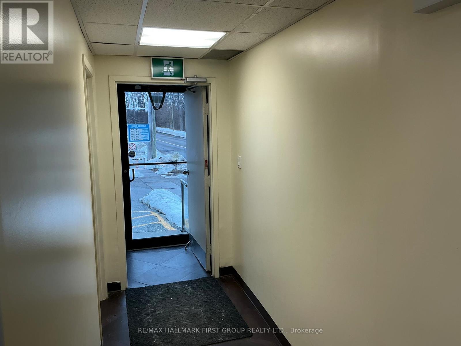 292 Annapolis Avenue, Oshawa (Mclaughlin), Ontario  L1J 2X9 - Photo 2 - E12802074