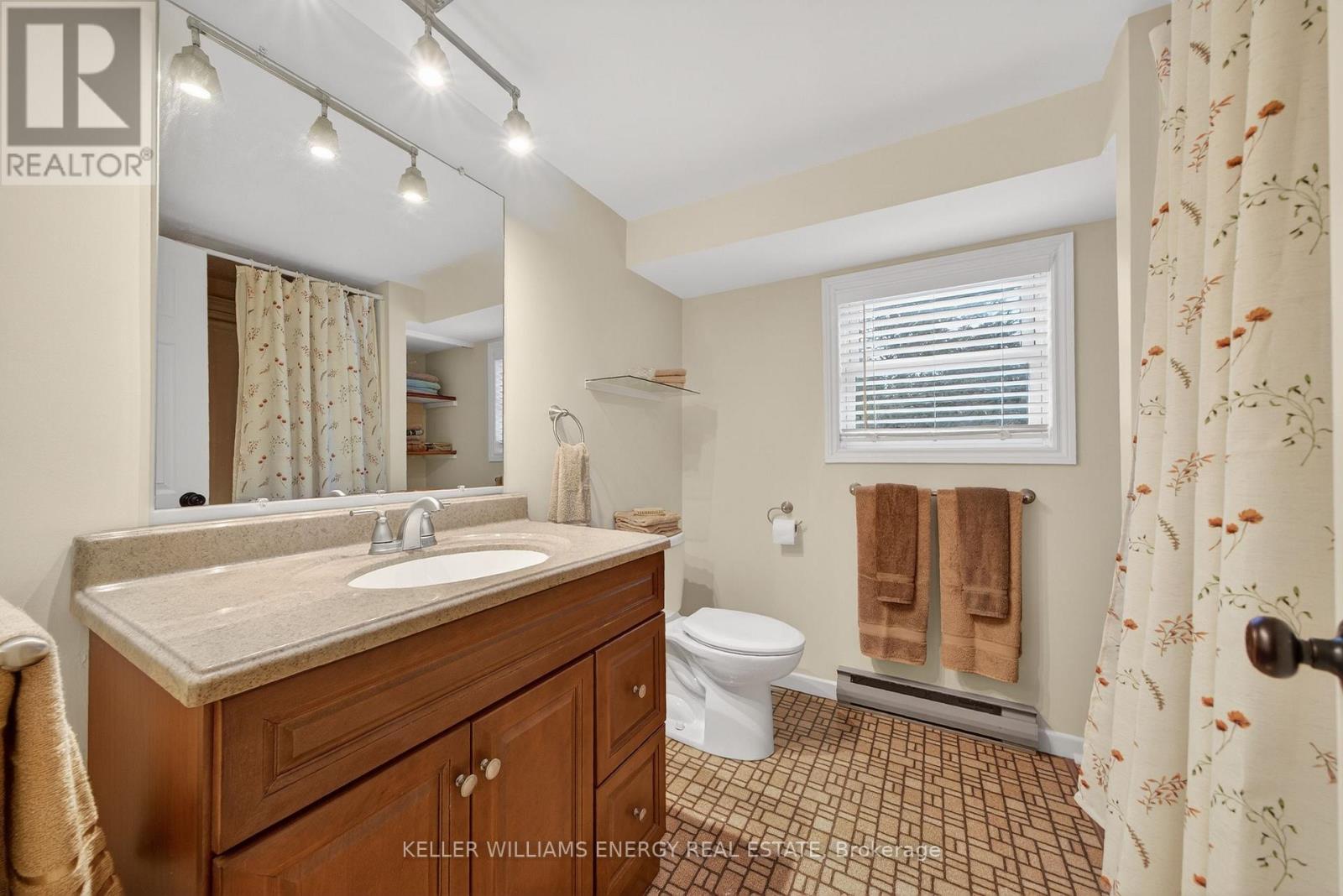 108 Dutch Road, Prince Edward County, Ontario  K0K 1T0 - Photo 23 - X12802036