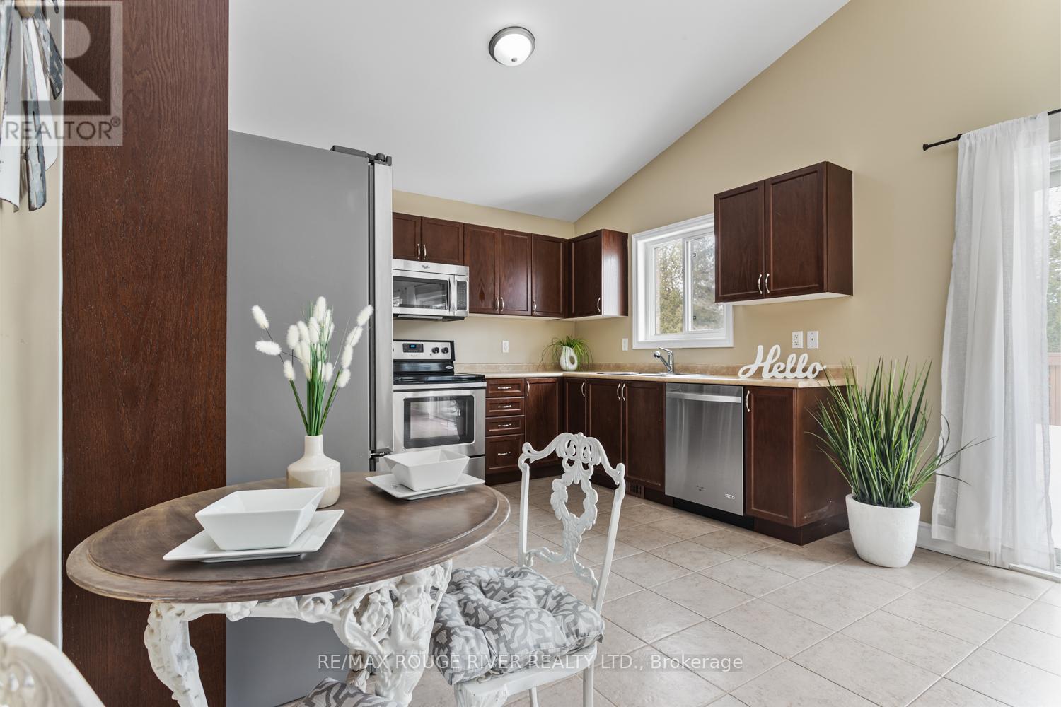 36 White Hart Lane, Trent Hills, Ontario  K0L 1Y0 - Photo 13 - X12802090