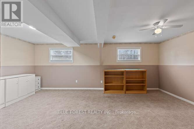 190 Elizabeth Street, Southwest Middlesex, Ontario  N0L 1M0 - Photo 22 - X12801998