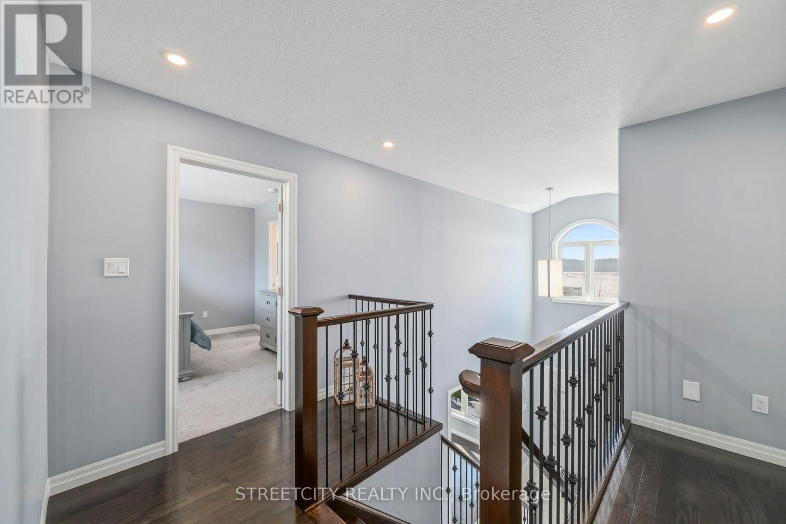 102 Timberwalk Trail, Middlesex Centre, Ontario  N0M 2A0 - Photo 24 - X12802116