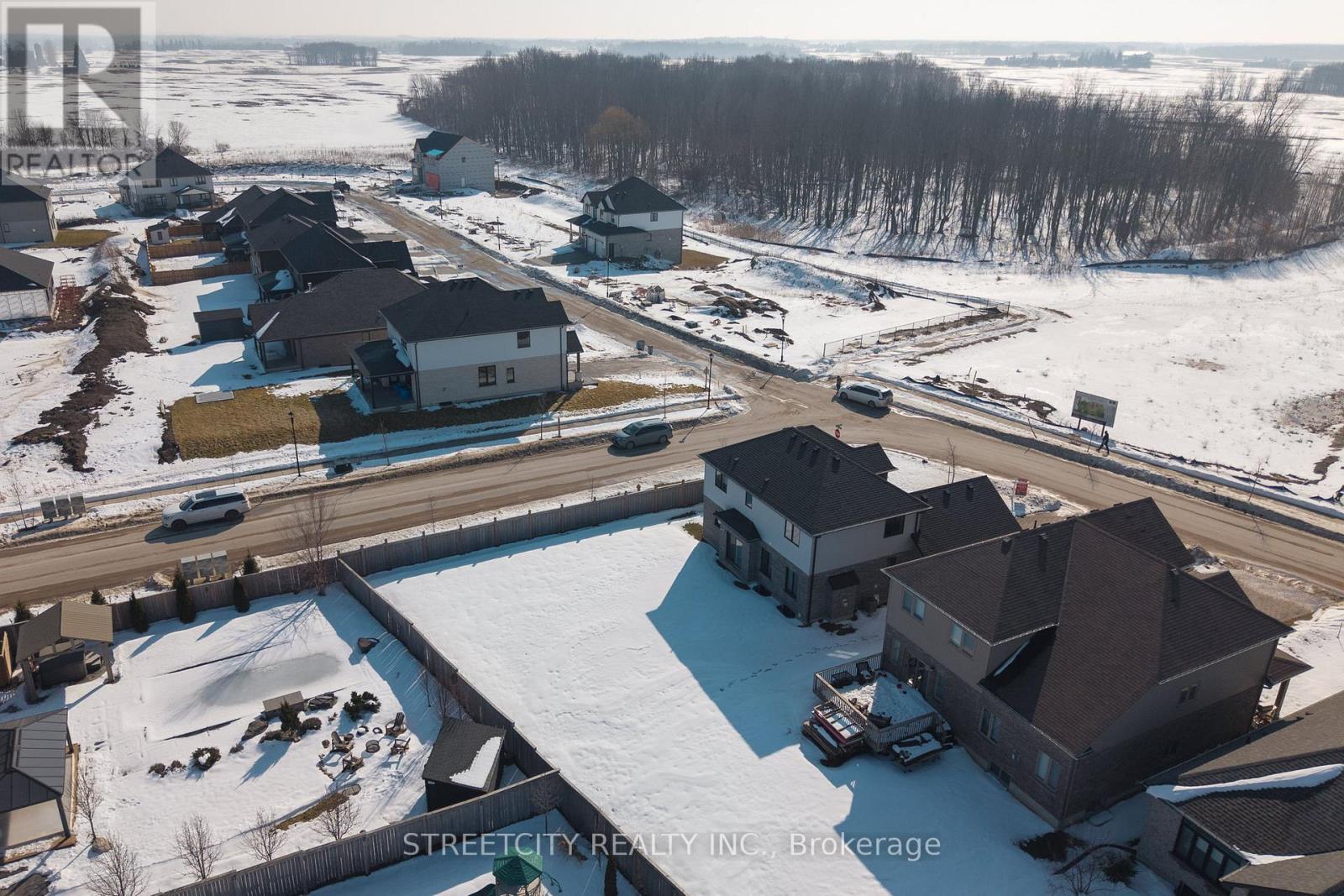 102 Timberwalk Trail, Middlesex Centre, Ontario  N0M 2A0 - Photo 8 - X12802116