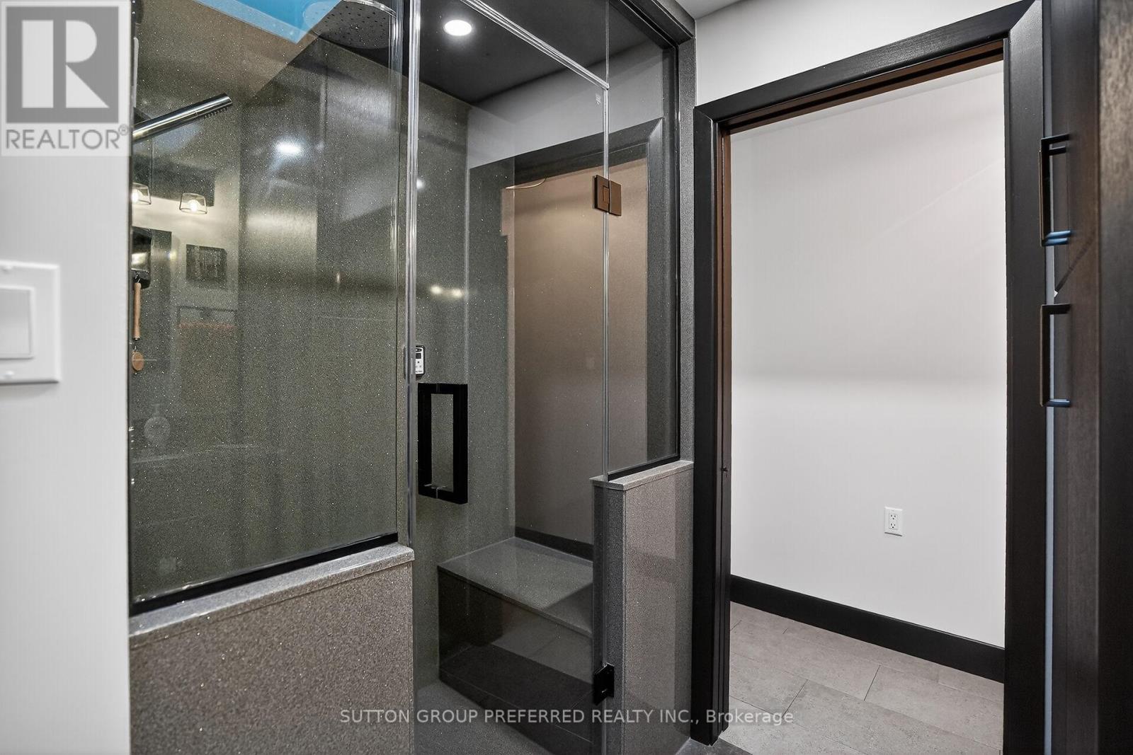 22270 Adelaide Road, Strathroy-Caradoc, Ontario  N0L 1W0 - Photo 22 - X12802142