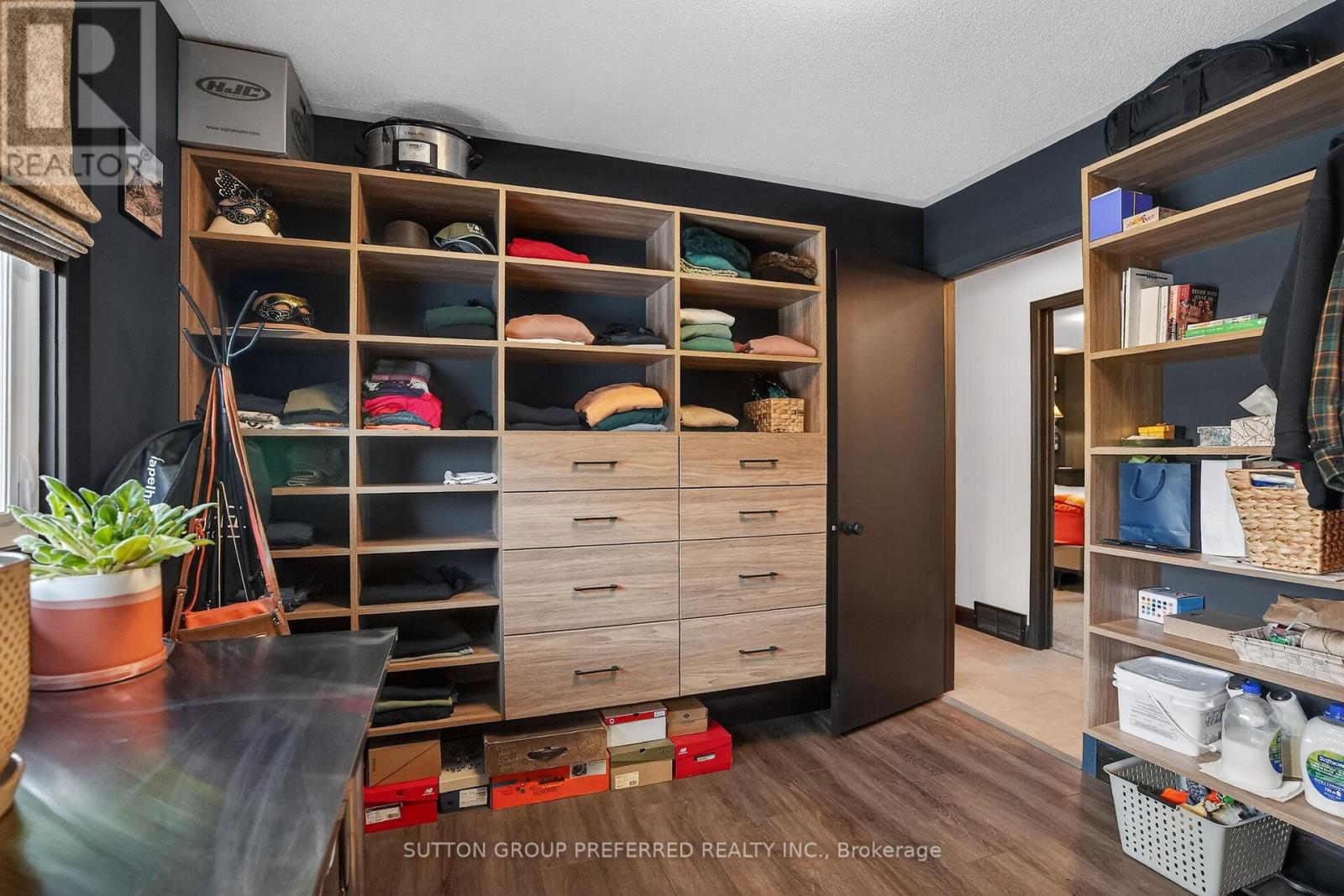 22270 Adelaide Road, Strathroy-Caradoc, Ontario  N0L 1W0 - Photo 31 - X12802142