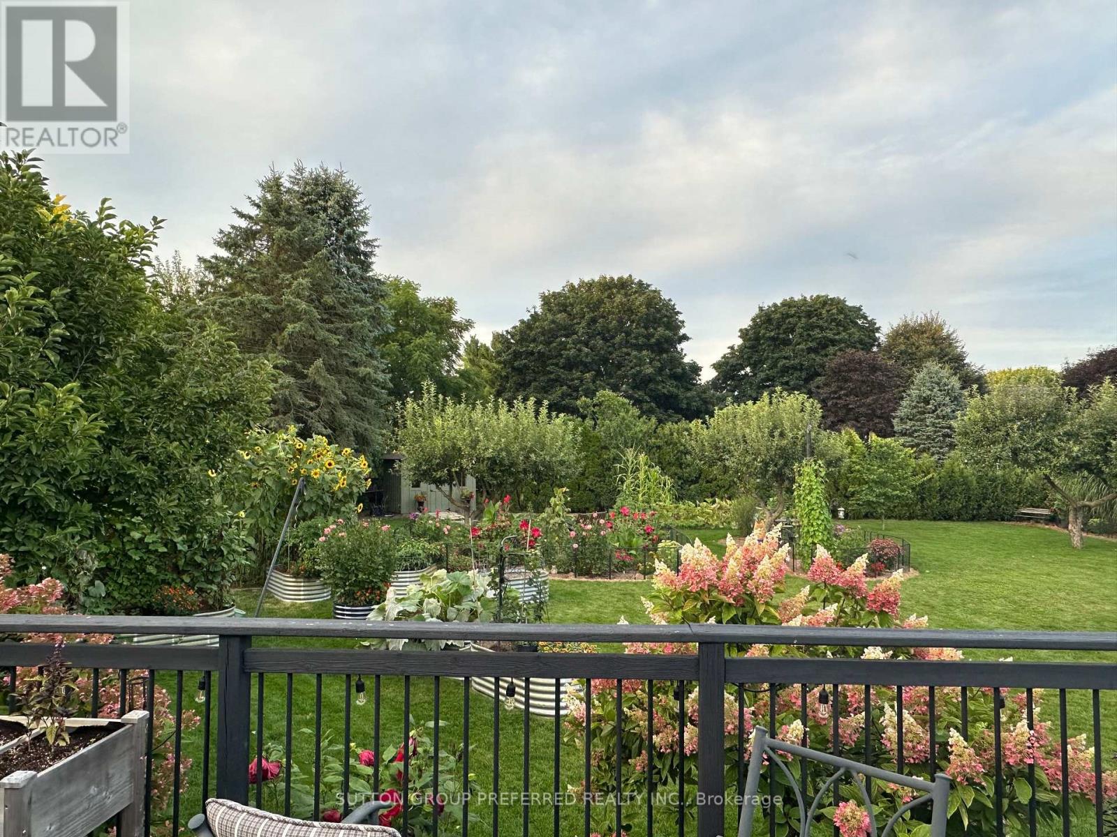 22270 Adelaide Road, Strathroy-Caradoc, Ontario  N0L 1W0 - Photo 39 - X12802142