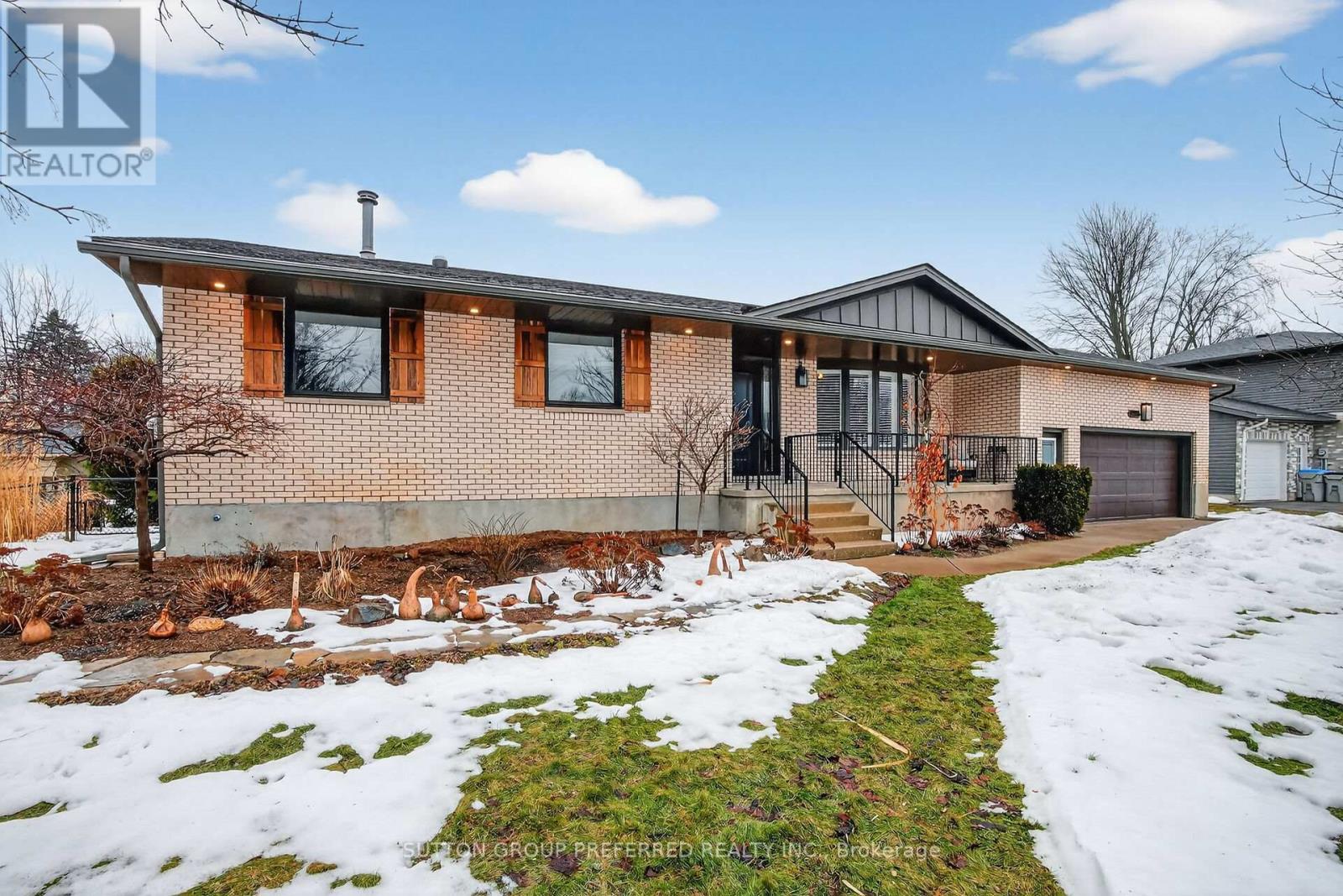 22270 Adelaide Road, Strathroy-Caradoc, Ontario  N0L 1W0 - Photo 4 - X12802142