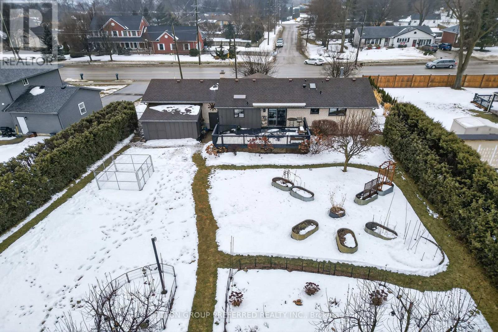 22270 Adelaide Road, Strathroy-Caradoc, Ontario  N0L 1W0 - Photo 48 - X12802142