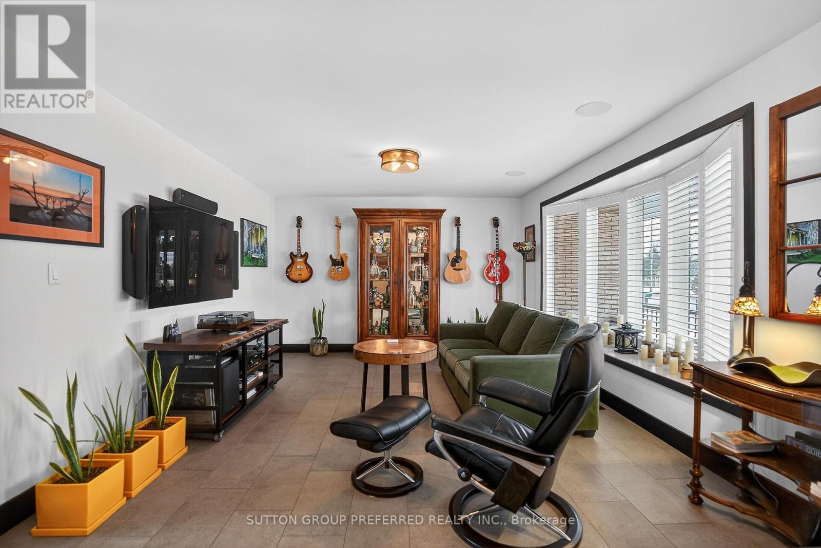 22270 Adelaide Road, Strathroy-Caradoc, Ontario  N0L 1W0 - Photo 9 - X12802142