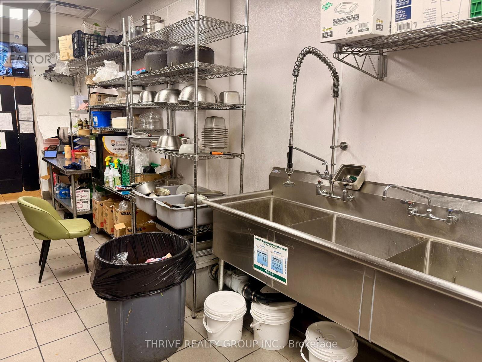 1 - 1631 Oxford Street E, London East, Ontario  N5V 2Z4 - Photo 6 - X12802238