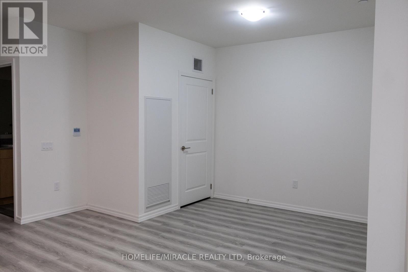 317b - 181 Elmira Road S, Guelph (Willow West/sugarbush/west Acres), Ontario  N1K 0E4 - Photo 9 - X12798728