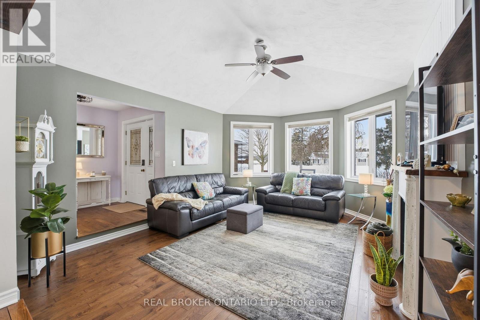 270 Talbot Street, Norfolk (Courtland), Ontario  N0J 1E0 - Photo 6 - X12801858