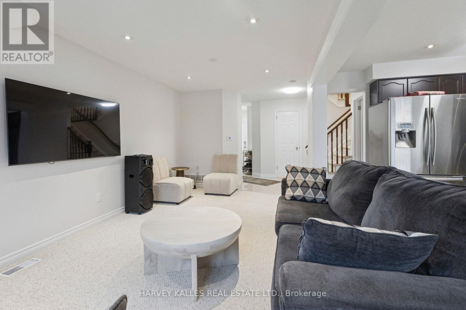 409 Tealby Crescent, Waterloo, Ontario  N2J 4Y8 - Photo 8 - X12801902