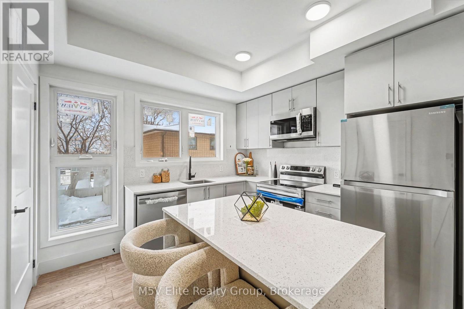 318 - 6638 Mcleod Rd Road, Niagara Falls, Ontario  L2G 3G5 - Photo 6 - X12801928