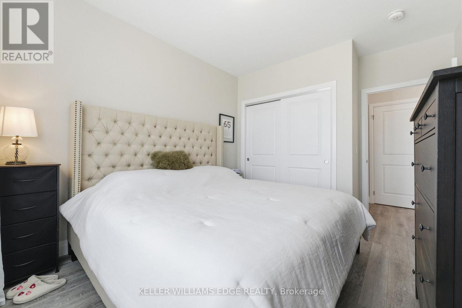 425 - 1 Redfern Avenue, Hamilton, Ontario  L9C 0E6 - Photo 15 - X12801936