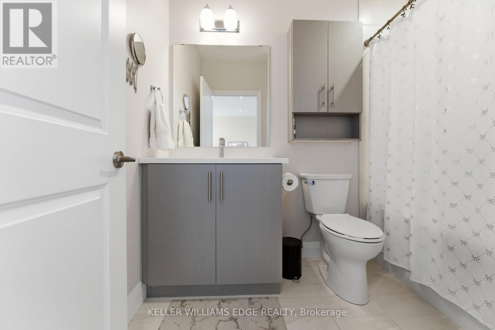 425 - 1 Redfern Avenue, Hamilton, Ontario  L9C 0E6 - Photo 16 - X12801936