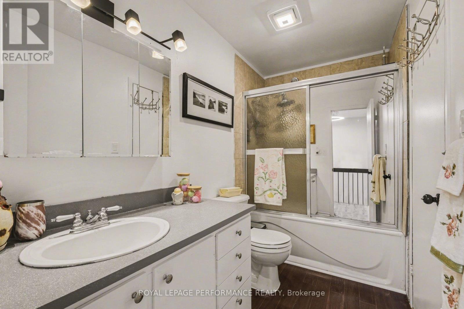 76 - 1722 Lafrance Drive, Ottawa, Ontario  K1E 2H2 - Photo 23 - X12802092