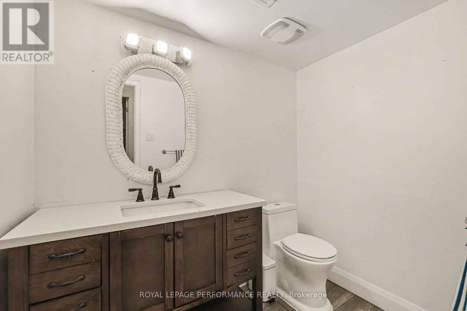 76 - 1722 Lafrance Drive, Ottawa, Ontario  K1E 2H2 - Photo 26 - X12802092