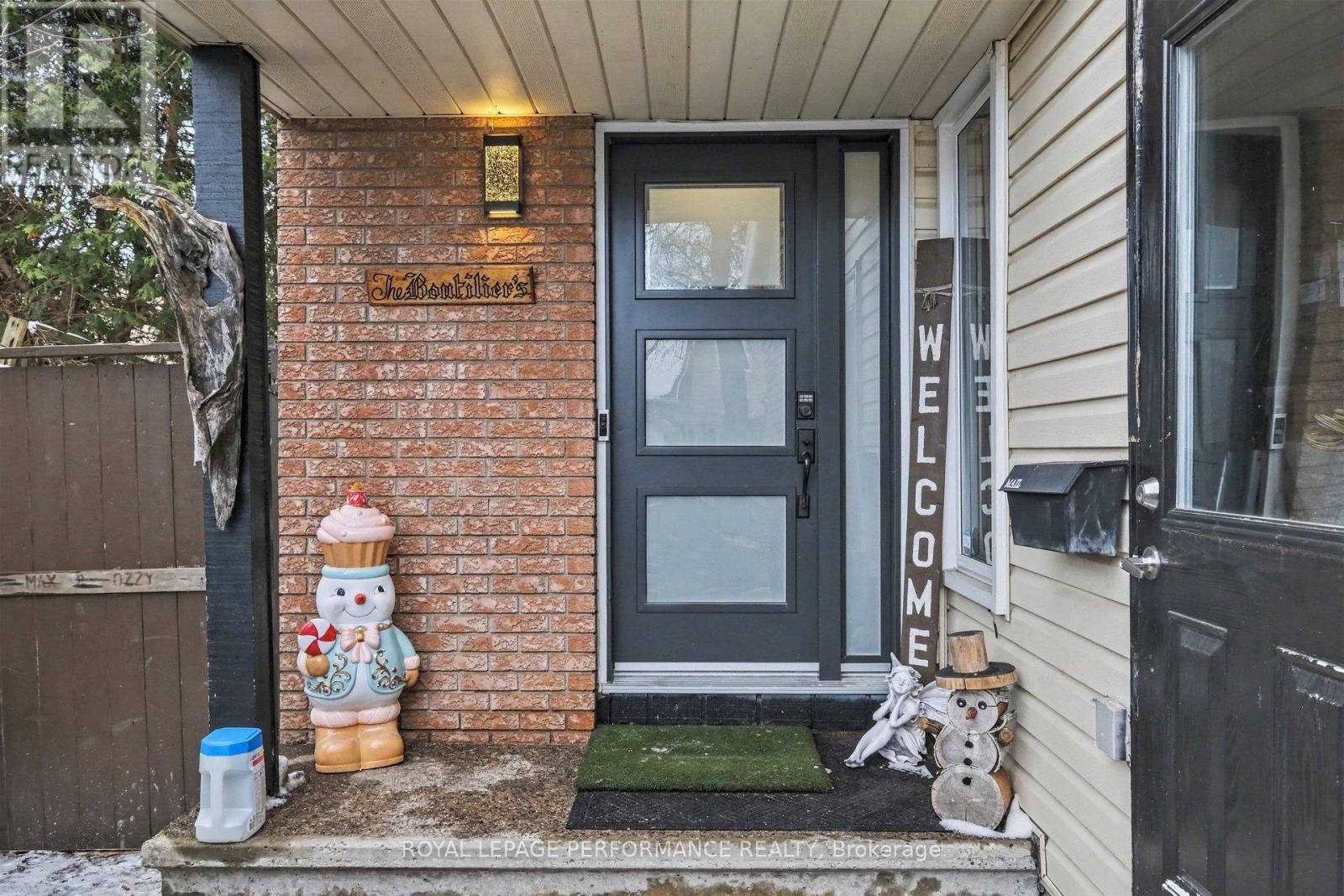 76 - 1722 Lafrance Drive, Ottawa, Ontario  K1E 2H2 - Photo 4 - X12802092