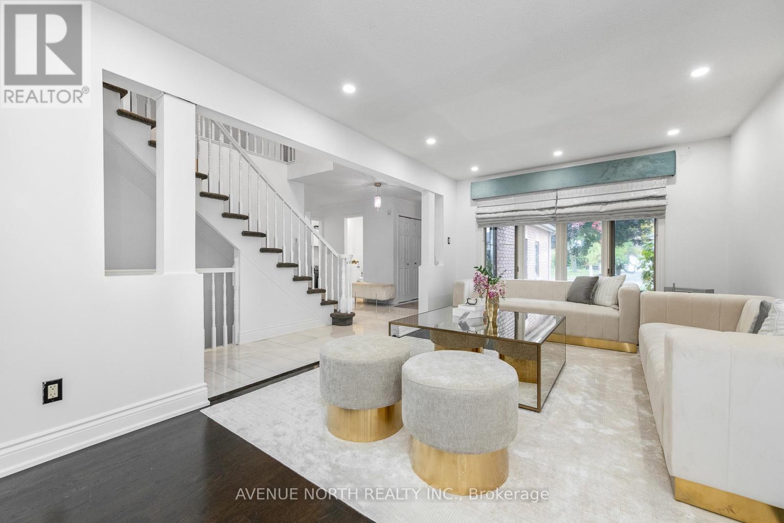 2163 Johnston Road, Ottawa, Ontario  K1G 5K2 - Photo 13 - X12802096