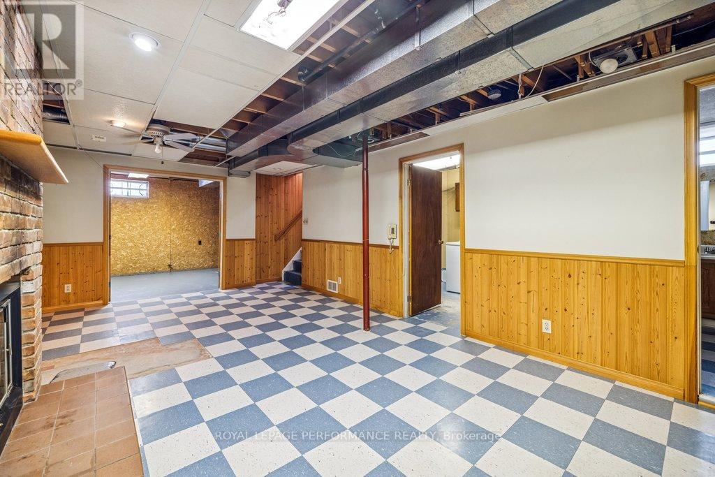 348 Amiens Street, Ottawa, Ontario  K1E 1N9 - Photo 36 - X12802124