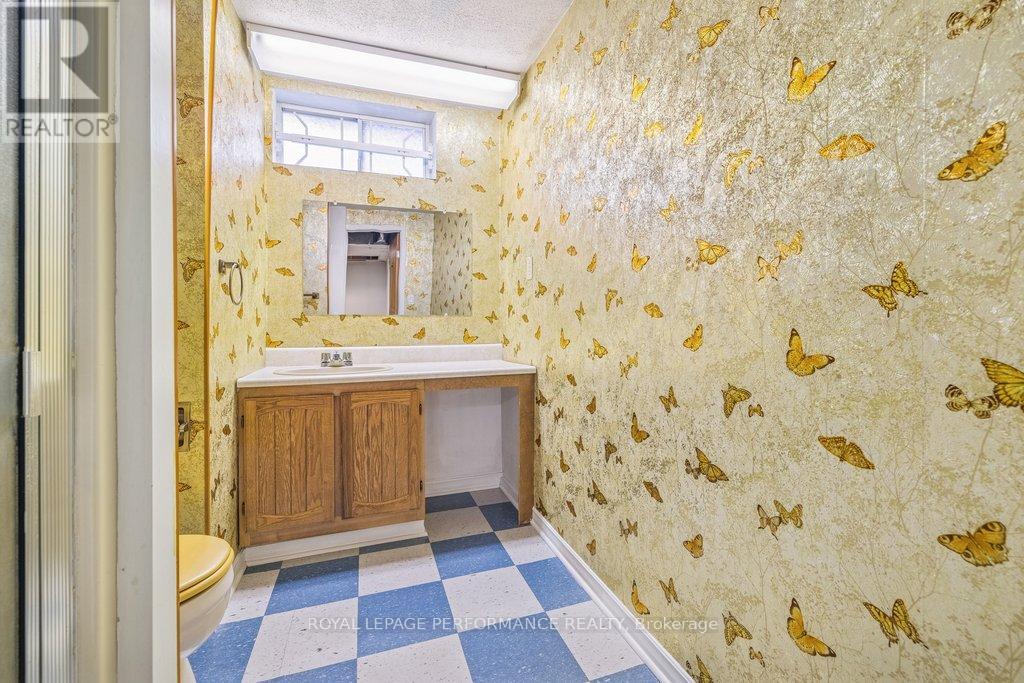 348 Amiens Street, Ottawa, Ontario  K1E 1N9 - Photo 39 - X12802124