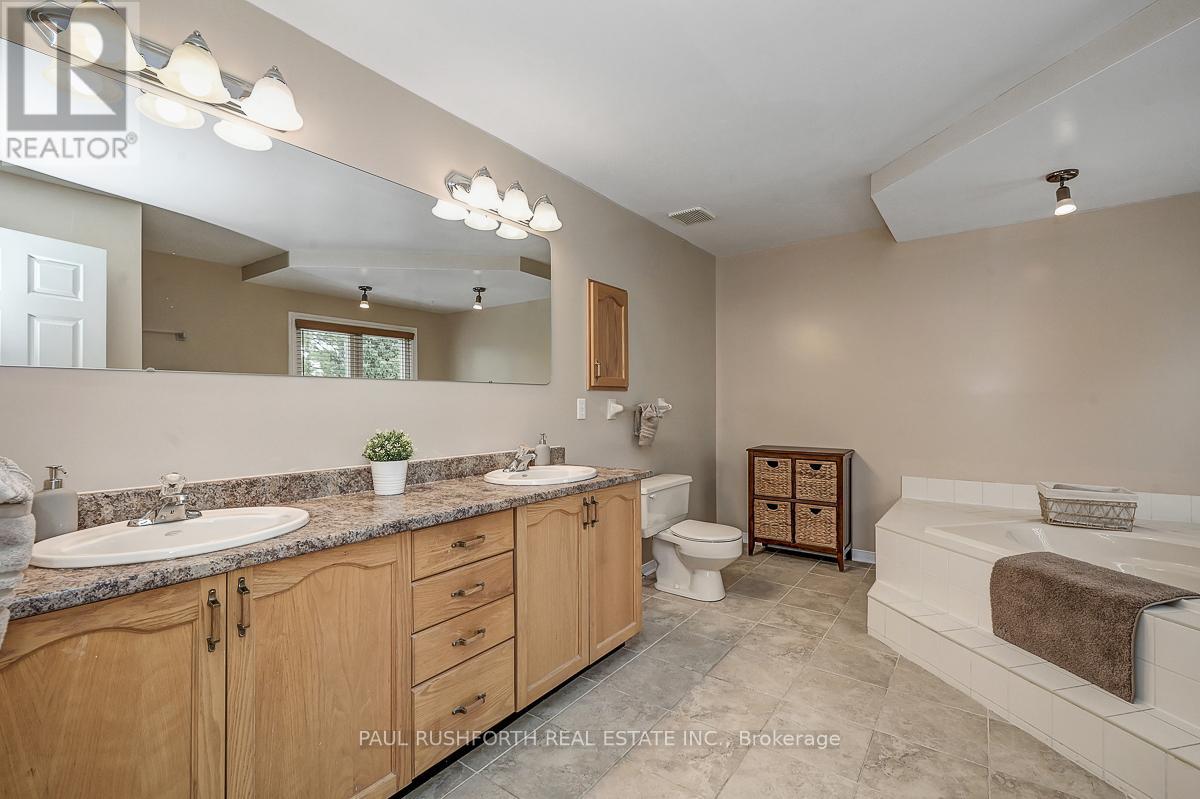 9 Sherk Crescent, Ottawa, Ontario  K2K 2L4 - Photo 26 - X12802202