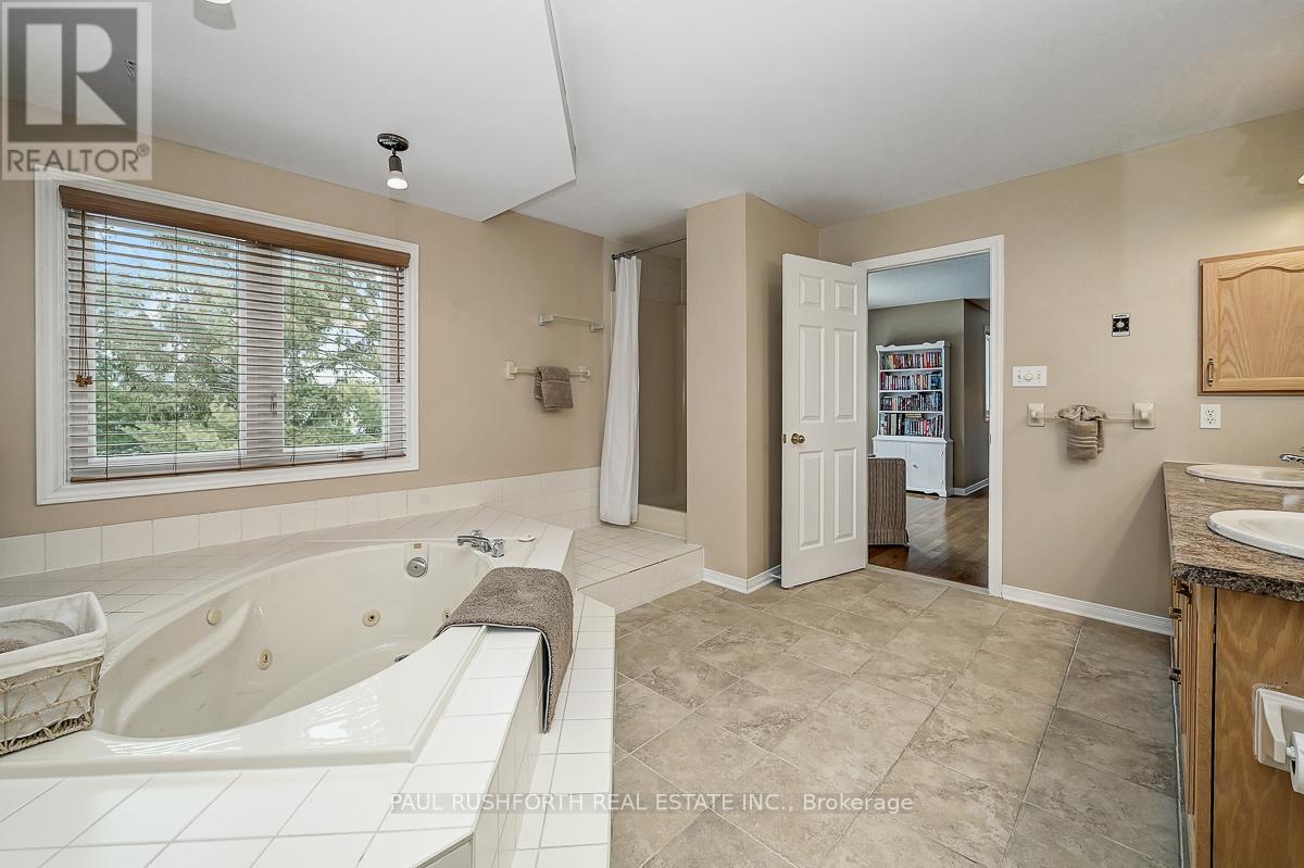 9 Sherk Crescent, Ottawa, Ontario  K2K 2L4 - Photo 28 - X12802202
