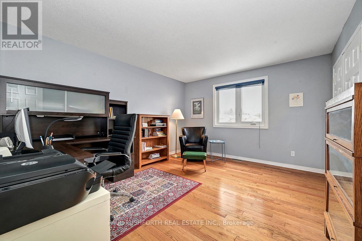 9 Sherk Crescent, Ottawa, Ontario  K2K 2L4 - Photo 32 - X12802202