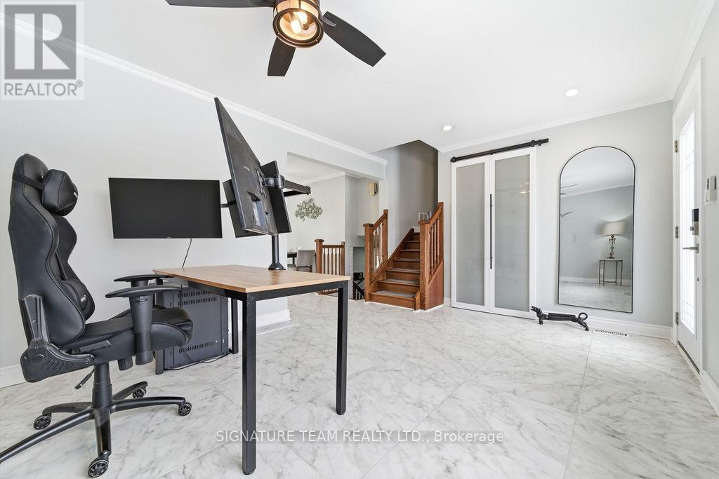 12 Russell Street, Petawawa, Ontario  K8H 1T9 - Photo 17 - X12802248