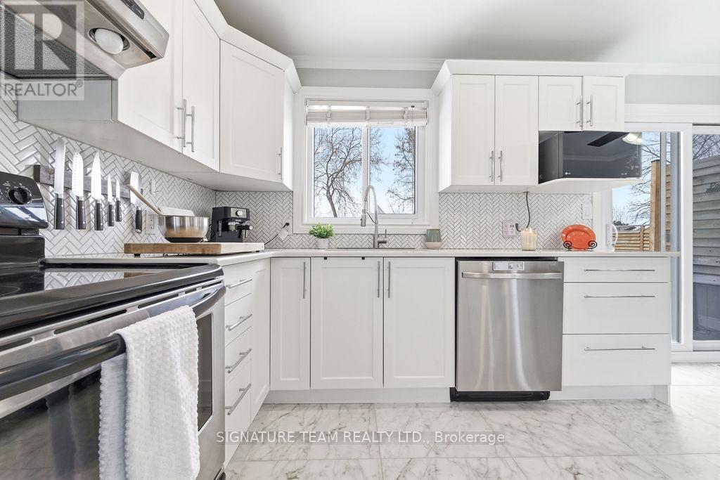 12 Russell Street, Petawawa, Ontario  K8H 1T9 - Photo 23 - X12802248