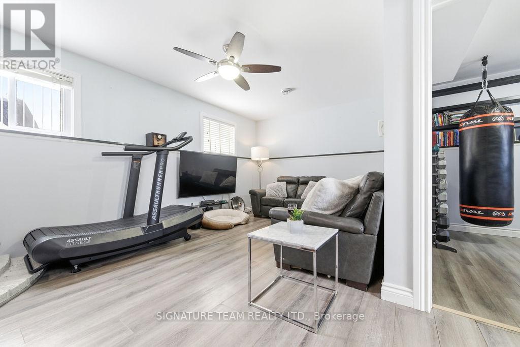 12 Russell Street, Petawawa, Ontario  K8H 1T9 - Photo 35 - X12802248