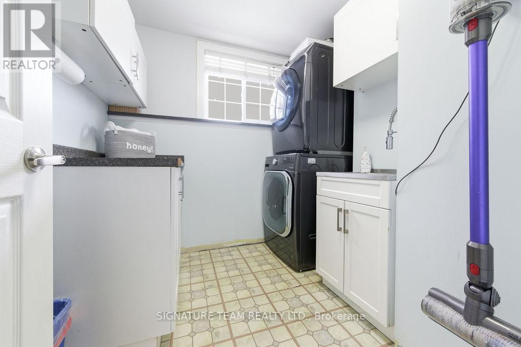 12 Russell Street, Petawawa, Ontario  K8H 1T9 - Photo 39 - X12802248